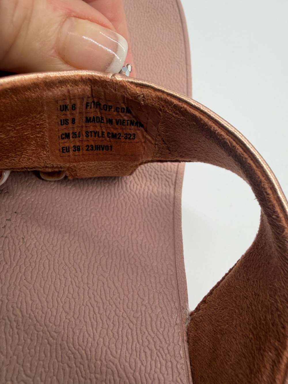 Fitflop Rose Gold Beaded Toe-Post Sandals - Pink Footbed - Picture 6 of 6